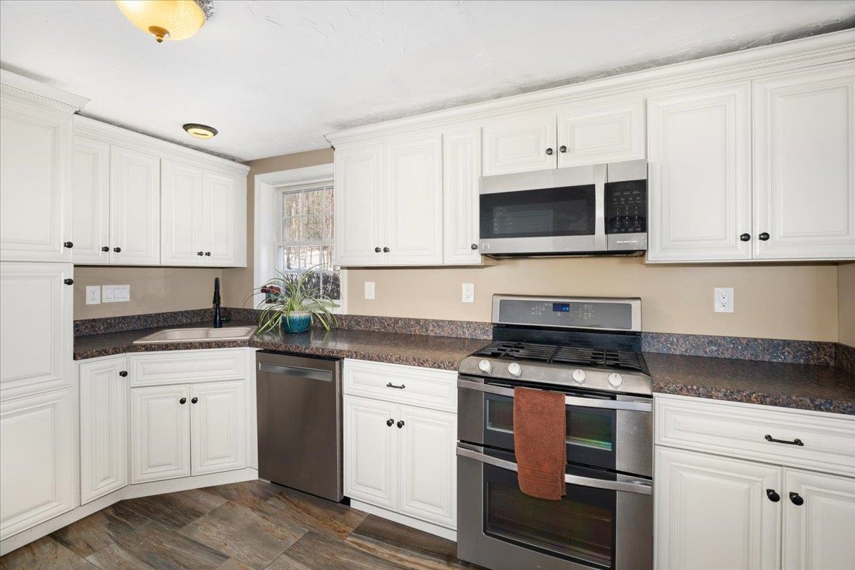 213 Joe English Road New Boston, NH 03070 - Photo 15 of 60 Gallery Image 15