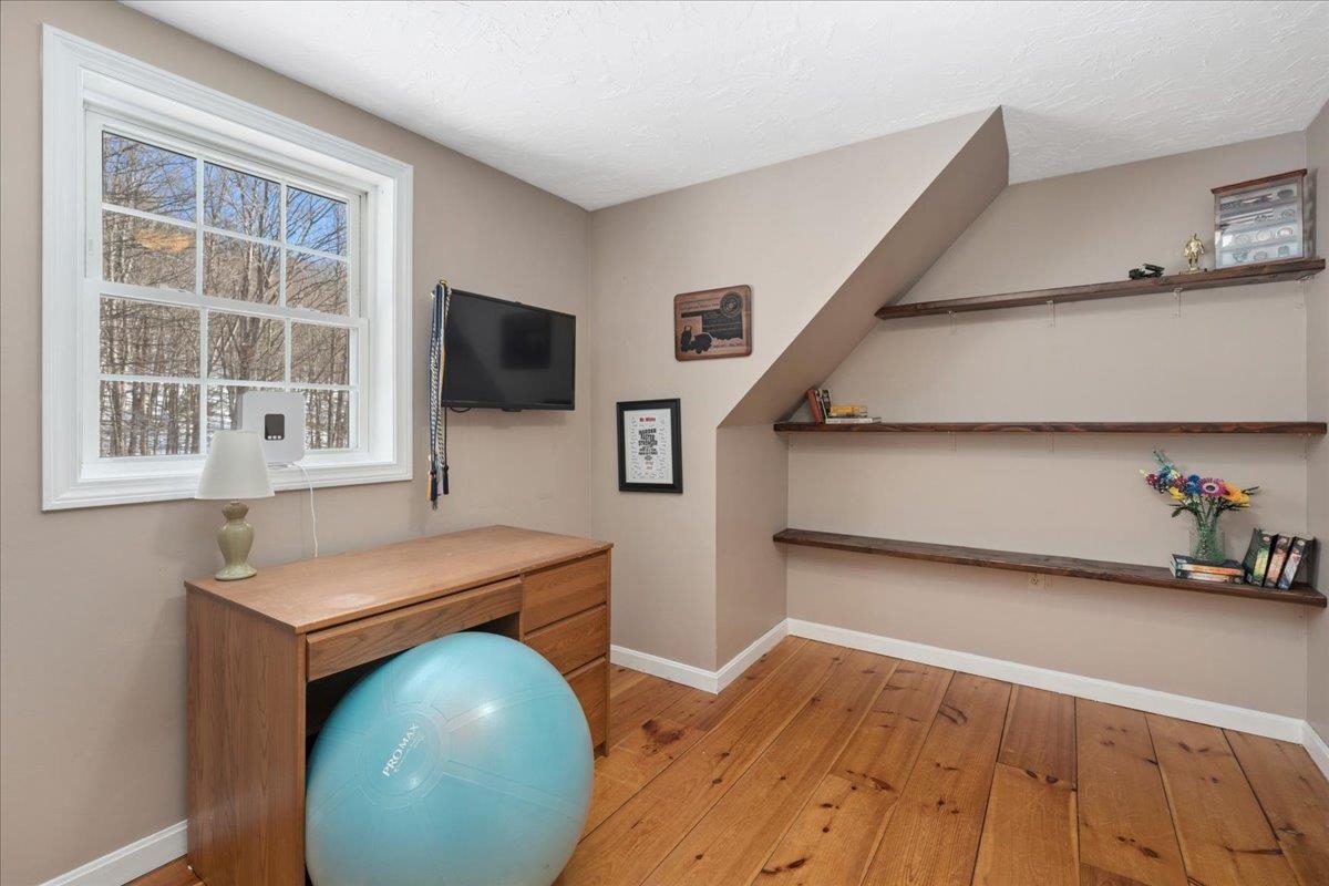 213 Joe English Road New Boston, NH 03070 - Photo 32 of 60 Gallery Image 32
