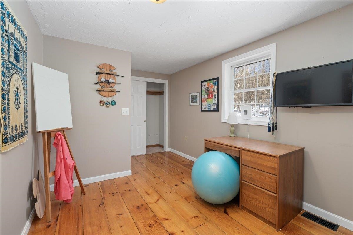 213 Joe English Road New Boston, NH 03070 - Photo 34 of 60 Gallery Image 34