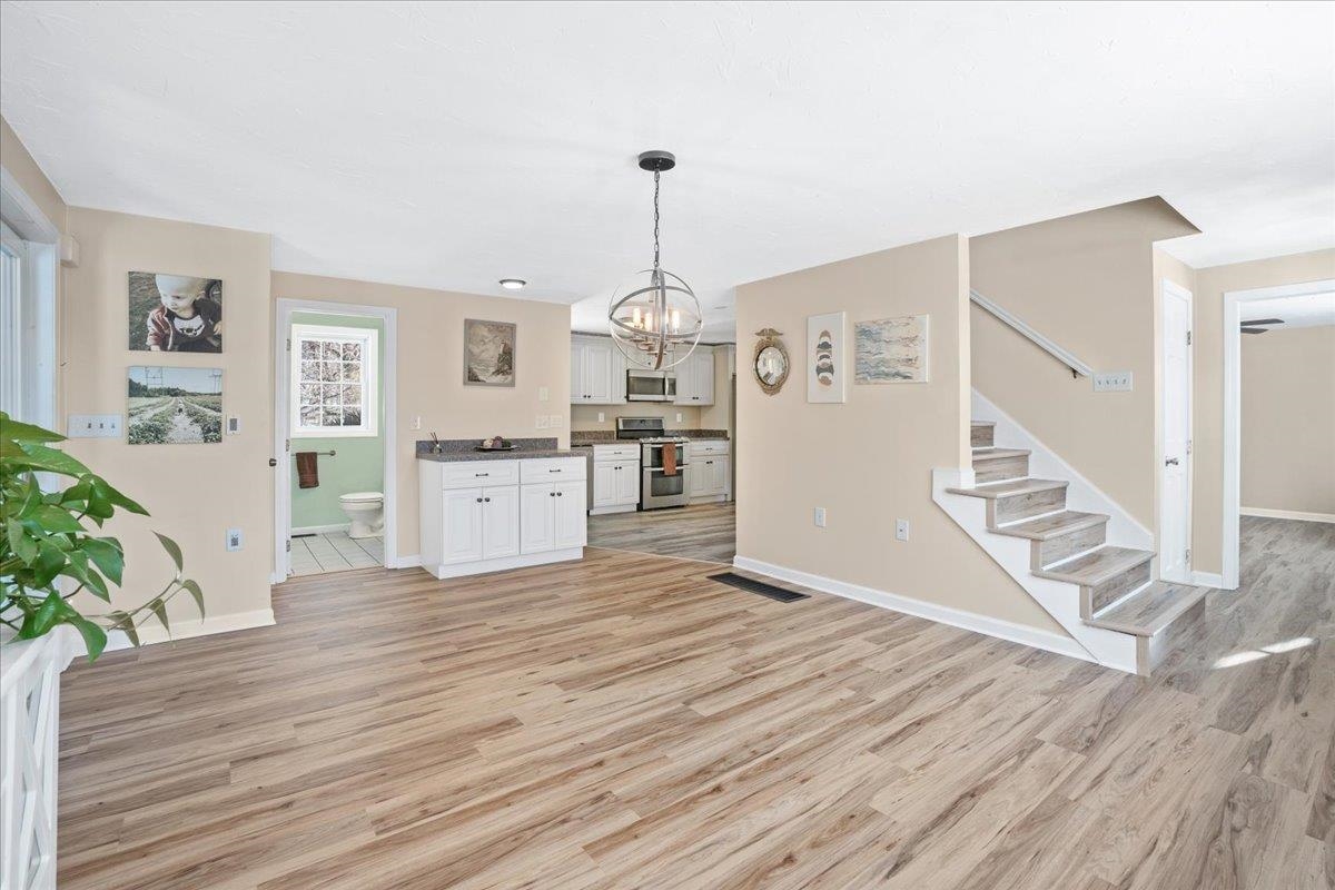 213 Joe English Road New Boston, NH 03070 - Photo 7 of 60 Gallery Image 7