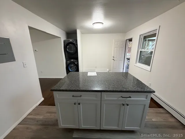 $2,400 | 27 Fairview Drive, Unit 2, Danbury, CT 06810