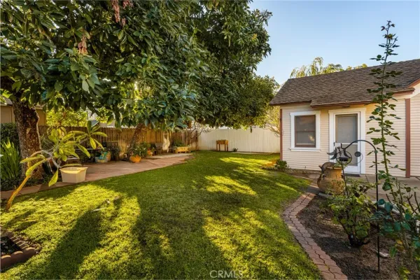 $2,300 | 243 North Grand Street, Unit 1/2, Orange, CA 92866