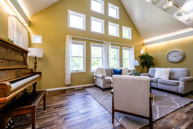 $369,900 | 2775 Lakeland Drive, Berrien Springs, MI 49103