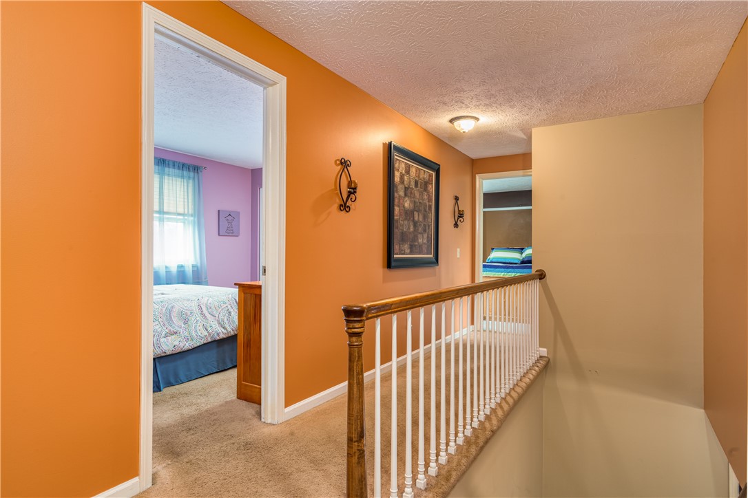 7 Bardney Circle Perinton, NY 14450 - Photo 21 of 38 2nd floor hallway.