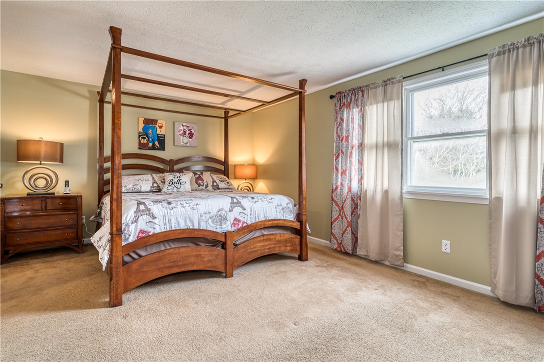 7 Bardney Circle Perinton, NY 14450 - Photo 22 of 38 Owner's suite includes large walk in closet and ba