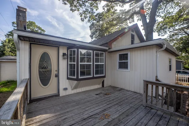 $2,650 | 3828 8th Street, North Beach, MD 20714