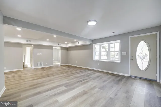 $2,650 | 3828 8th Street, North Beach, MD 20714