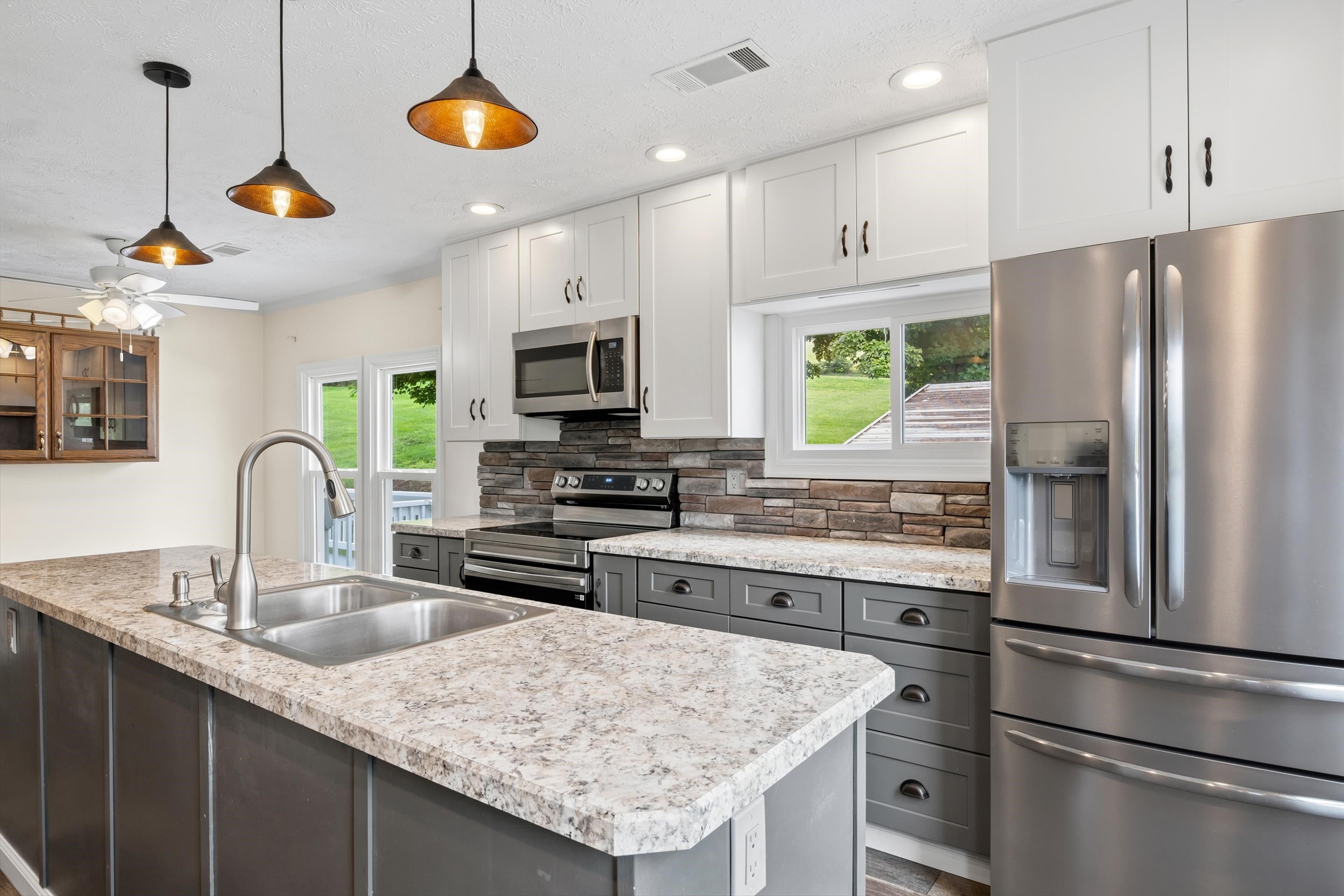 1862 Spring Valley Road Staffordsville, VA 24167 - Photo 38 of 96 Gallery Image 38