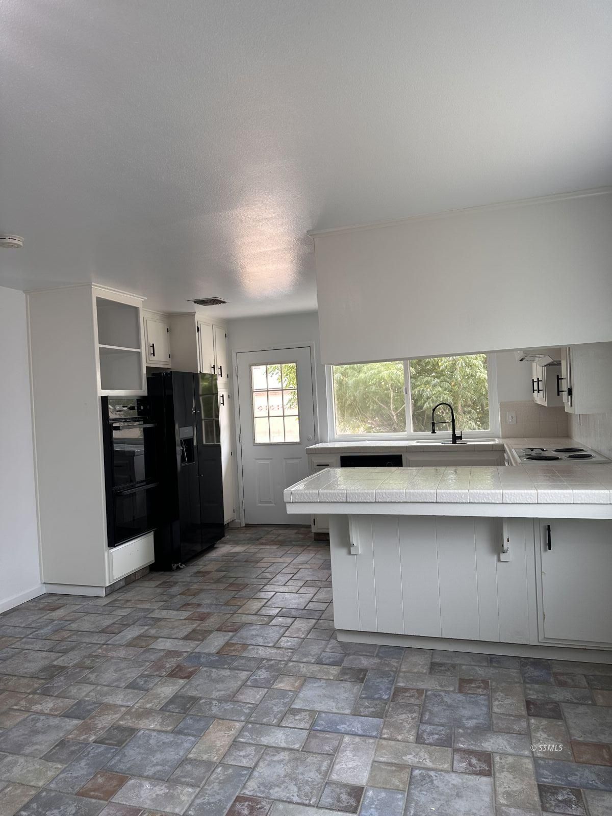 1230 North El Prado Drive Ridgecrest, CA 93555 - Photo 5 of 13