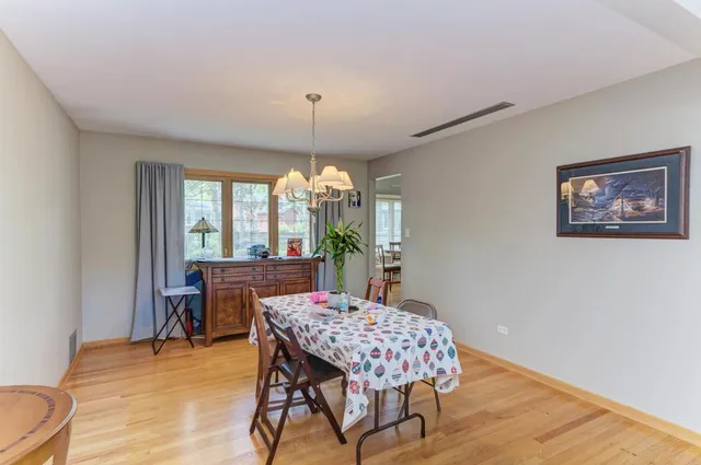 $525,000 | 7930 Grant Street, Darien, IL 60561