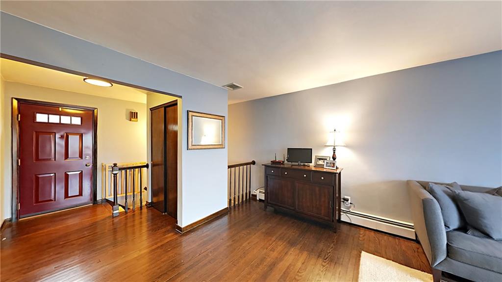 23 Thornridge Road Pittsburgh, PA 15202 - Photo 4 of 25 Gallery Image 4
