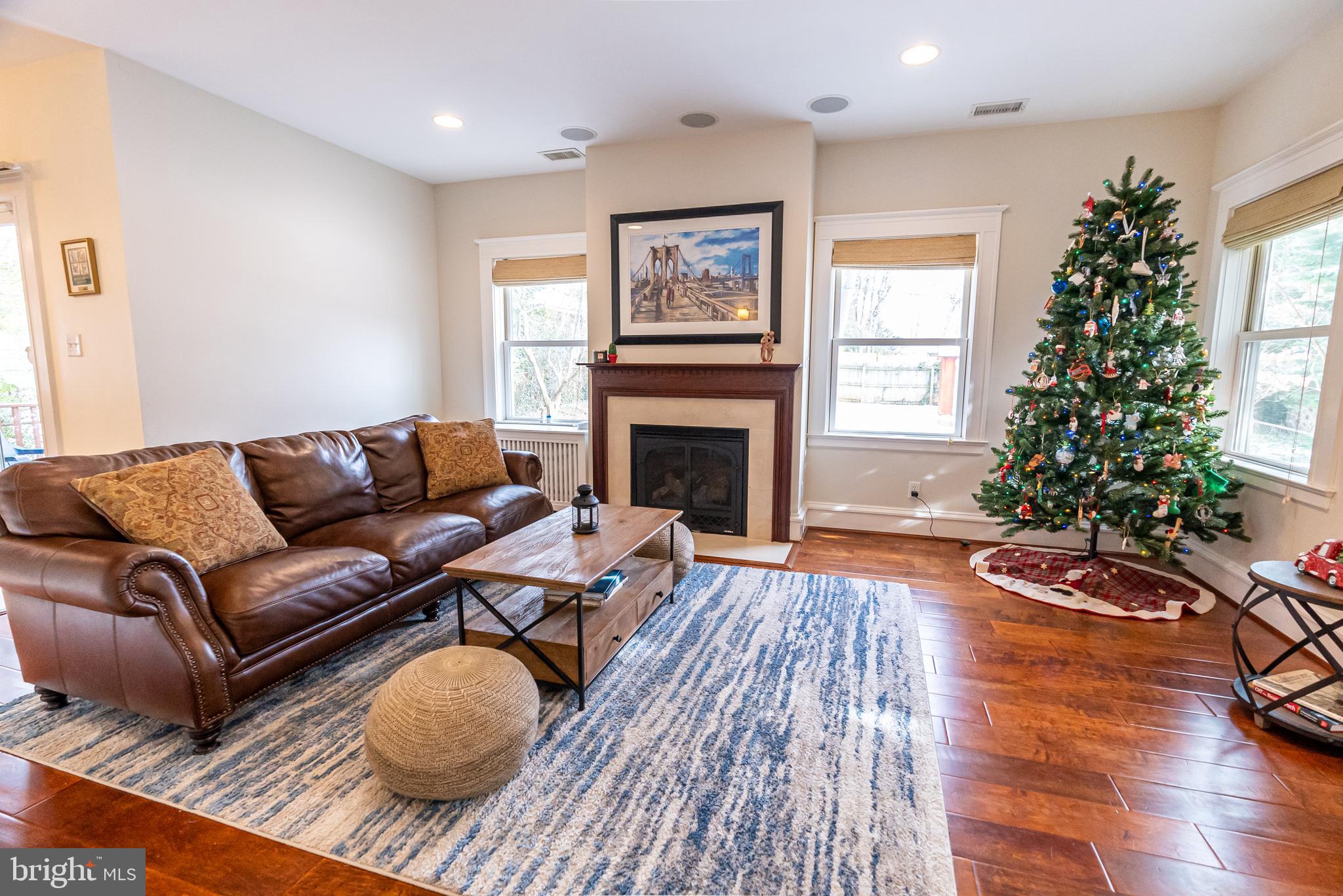 123 Hawthorn Road Baltimore, MD 21210 - Photo 7 of 40 The coveted family room addition!
