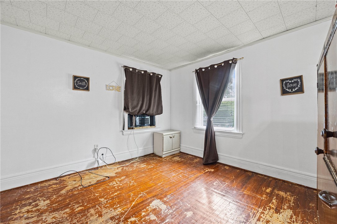 551 Driving Park Avenue Rochester, NY 14613 - Photo 18 of 25 Gallery Image 18