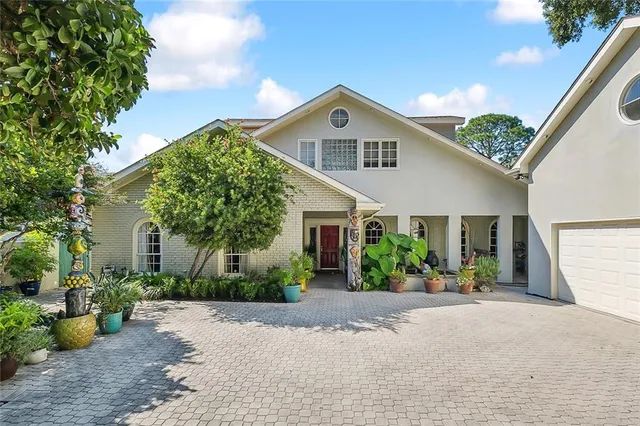 $1,299,000 | 5776 Bellaire Drive, New Orleans, LA 70124