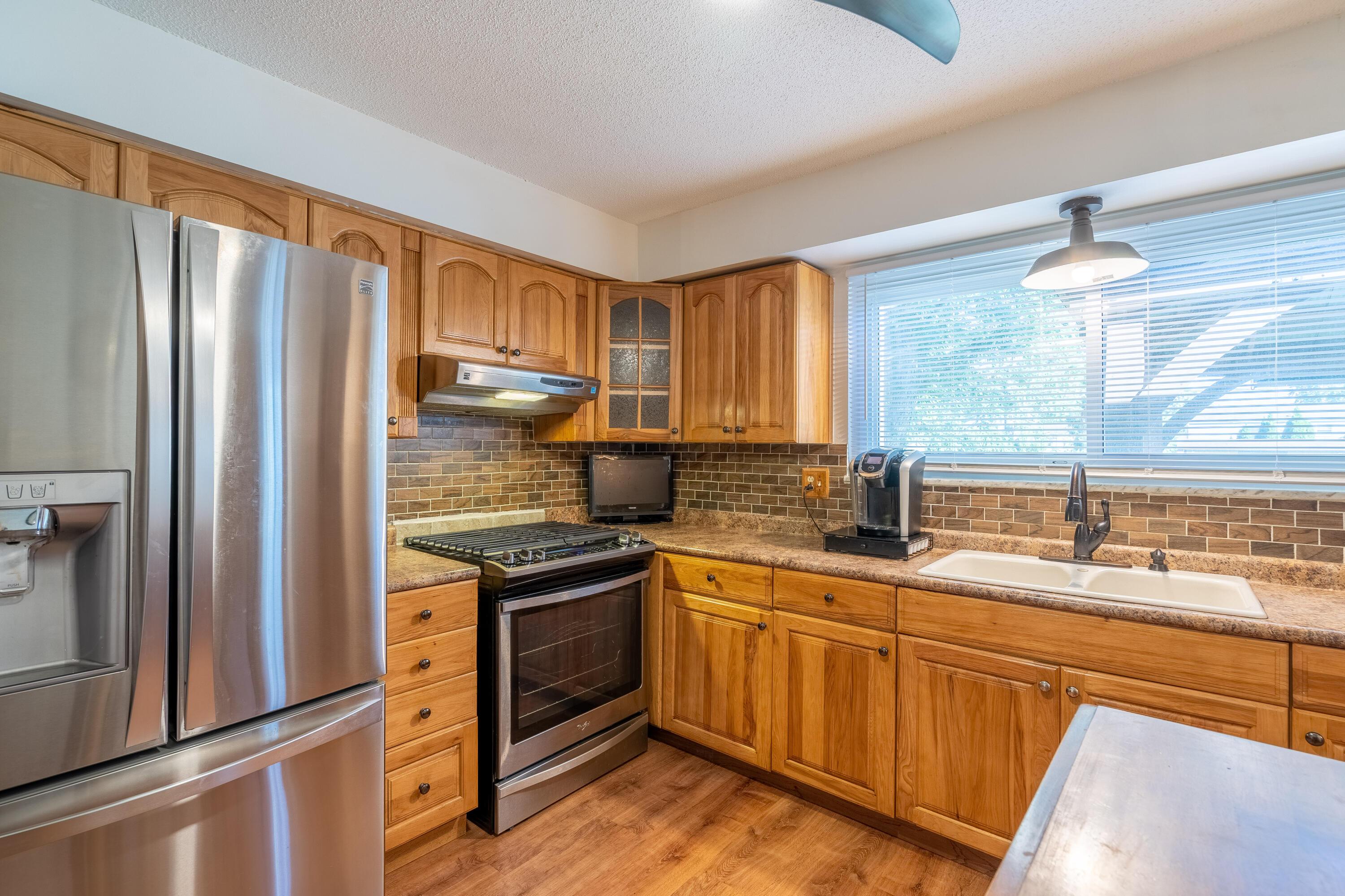2278 Edmonton Road Columbus, OH 43229 - Photo 14 of 37 2278 Edmonton rd-8
