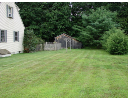 288 Greenfield Road Montague, MA 01351 - Photo 3 of 7 Gallery Image 3