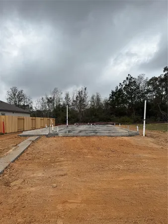 $239,990 | 115 West Canopy Crossing Circle, Conroe, TX 77301