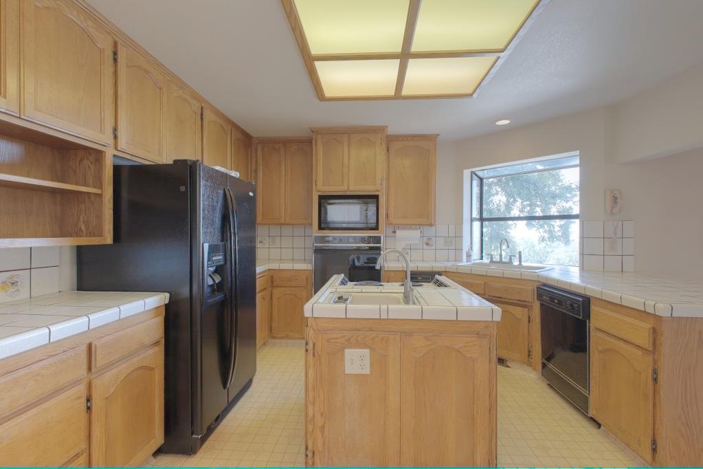 12825 Mierkey Road Pine Grove, CA 95642 - Photo 17 of 84