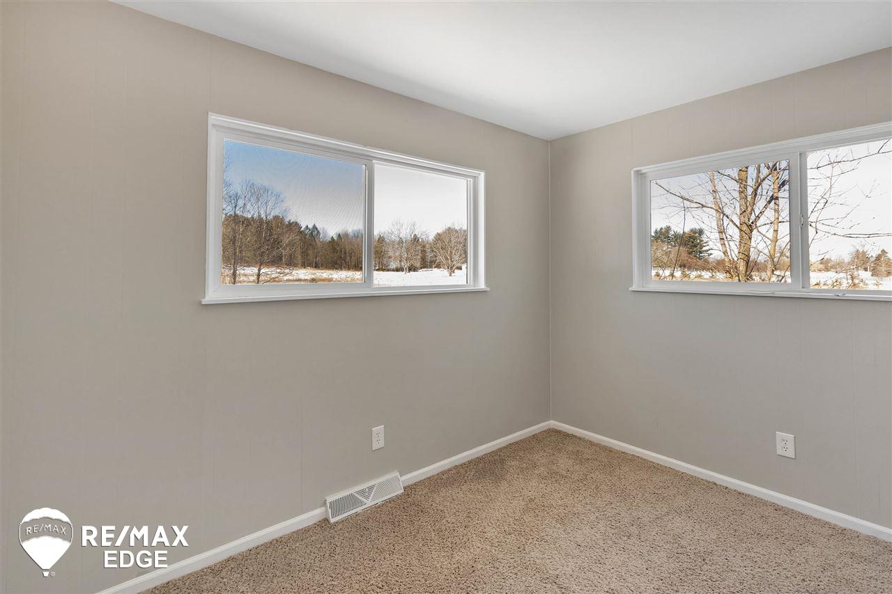 10249 Washburn Road Columbiaville, MI 48421 - Photo 22 of 46 50033656-21.JPG