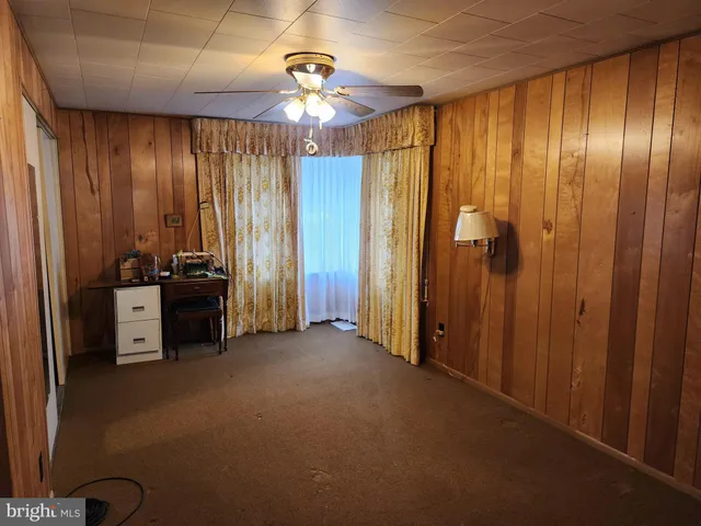 a view of room with lounge chair