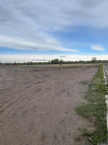 $350,000 | North Federal Boulevard, Riverton, WY 82501