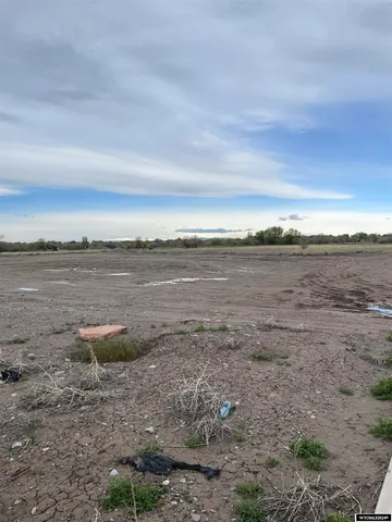 $350,000 | North Federal Boulevard, Riverton, WY 82501