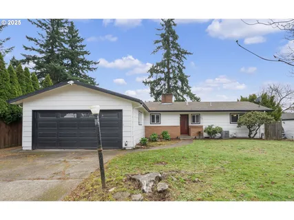 $475,000 | 11010 Southeast Salmon Street, Portland, OR 97216