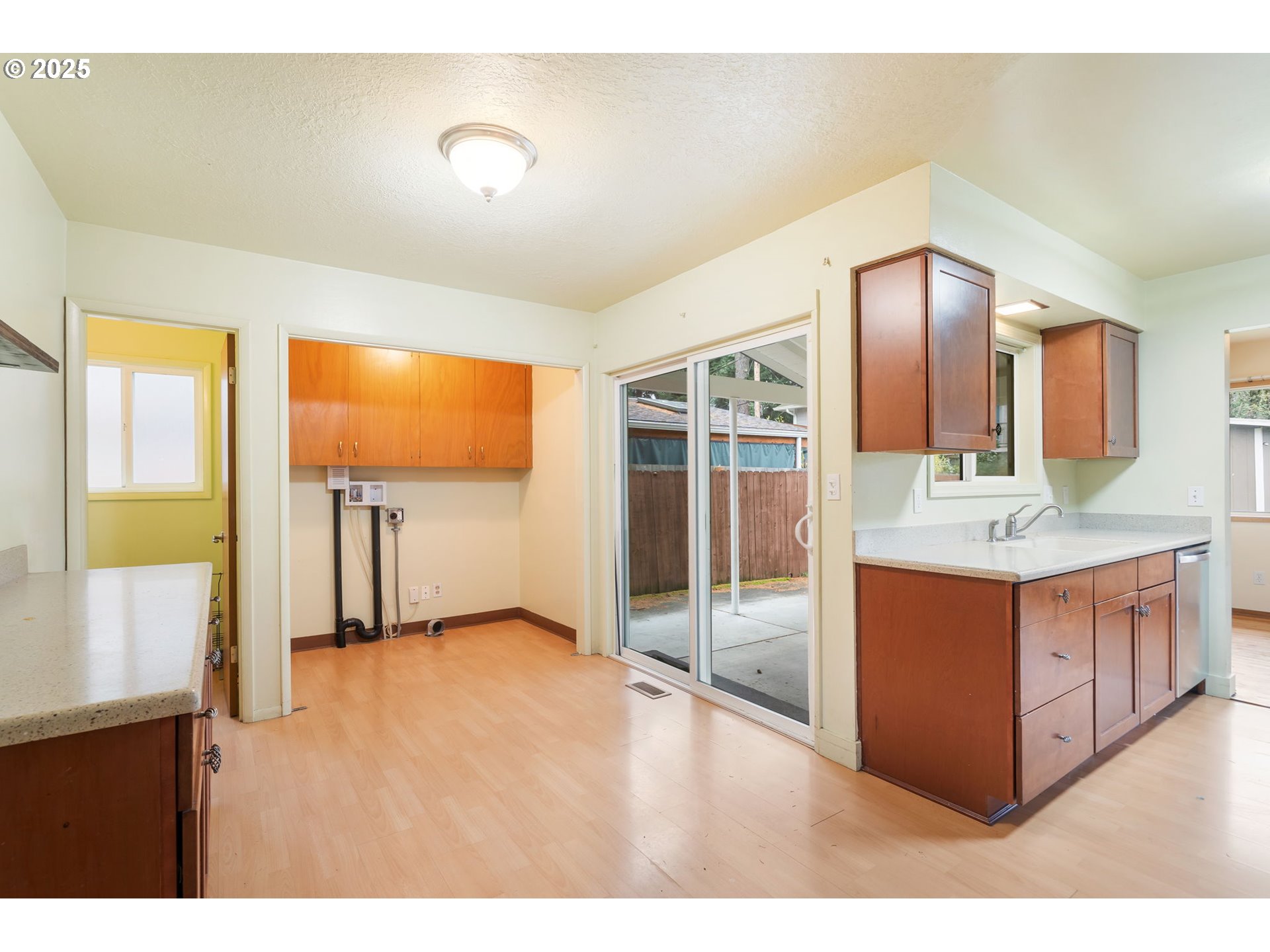 11010 Southeast Salmon Street Portland, OR 97216 - Photo 16 of 42 a bathroom with a sink and a mirror