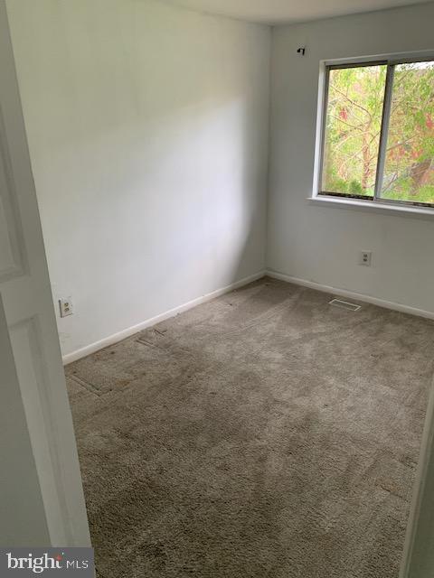 6619 Spring Mill Circle Baltimore, MD 21207 - Photo 15 of 18 Gallery Image 15