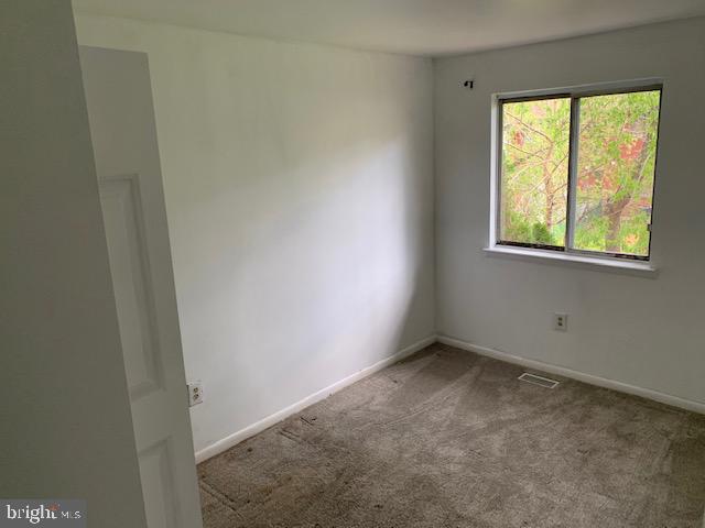 6619 Spring Mill Circle Baltimore, MD 21207 - Photo 16 of 18 Gallery Image 16