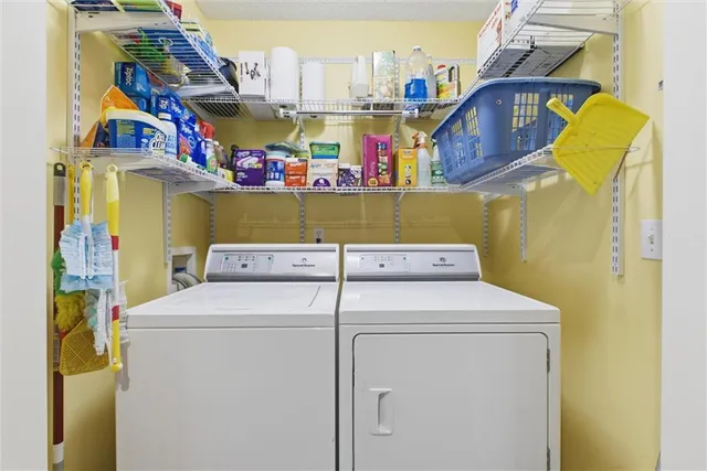 $409,000 | 1009 Southwest Blazing Star Drive, Lee's Summit, MO 64081