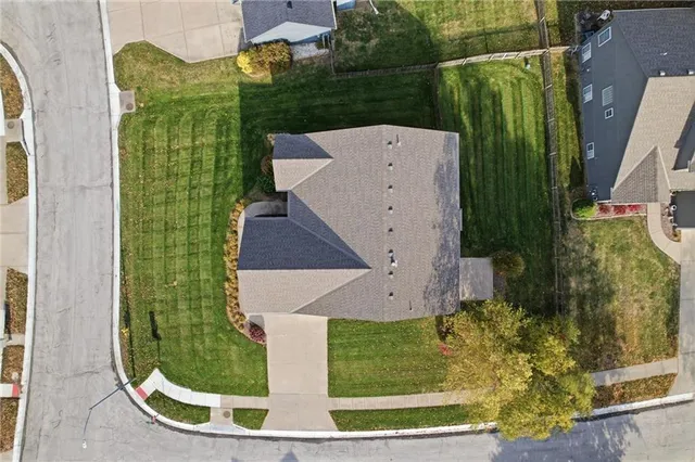 $409,000 | 1009 Southwest Blazing Star Drive, Lee's Summit, MO 64081