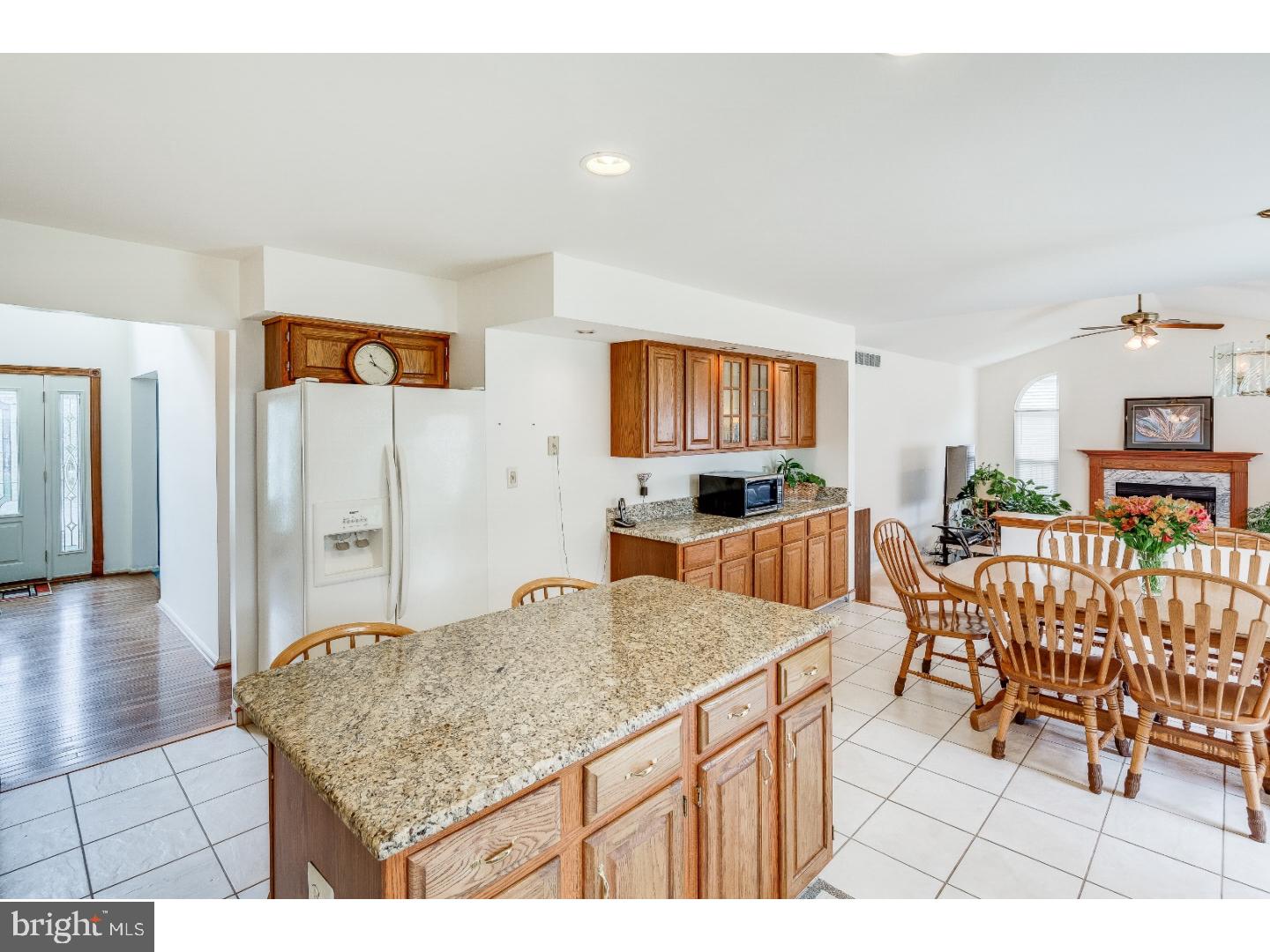 4 Pavilion Road Voorhees, NJ 08043 - Photo 5 of 25 Gallery Image 5