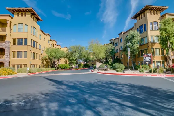 $2,500 | 5450 East Deer Valley Drive, Unit 2210, Phoenix, AZ 85054