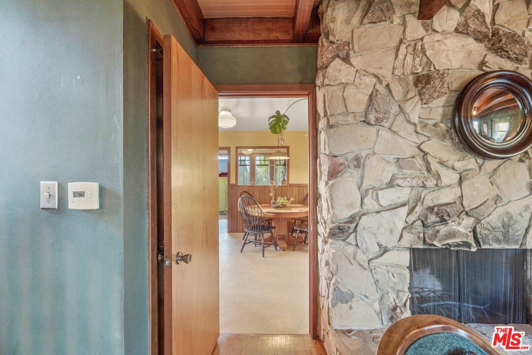 1031 Everett Street Los Angeles, CA 90026 - Photo 14 of 54