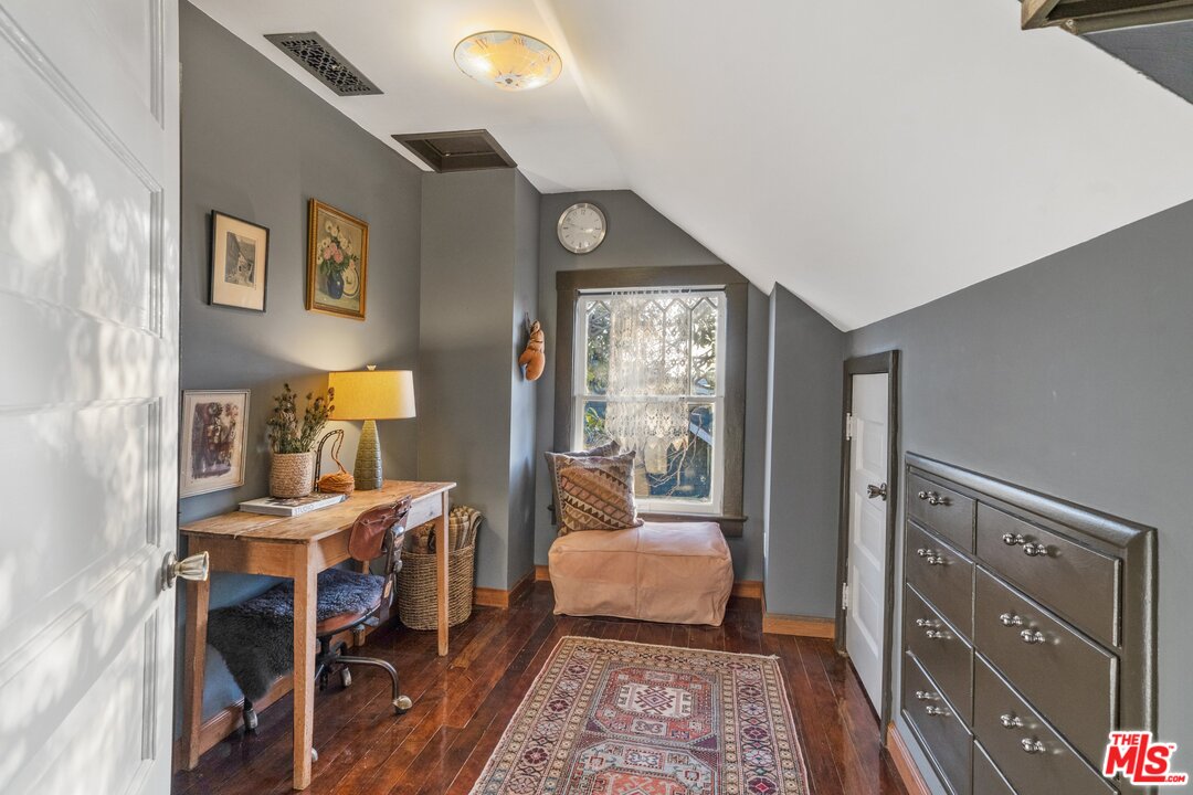 1031 Everett Street Los Angeles, CA 90026 - Photo 32 of 54