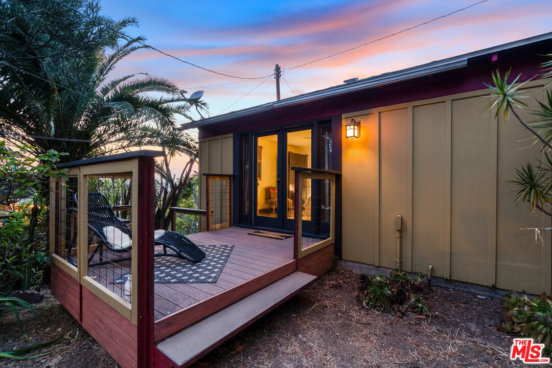 1031 Everett Street Los Angeles, CA 90026 - Photo 38 of 54