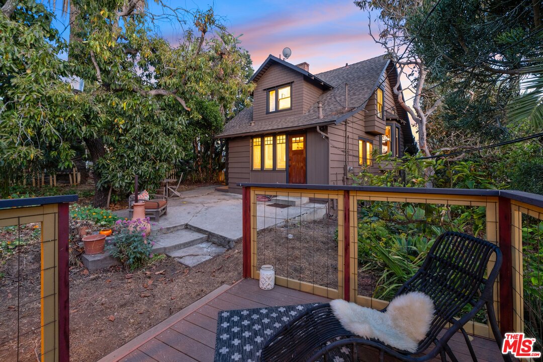 1031 Everett Street Los Angeles, CA 90026 - Photo 40 of 54