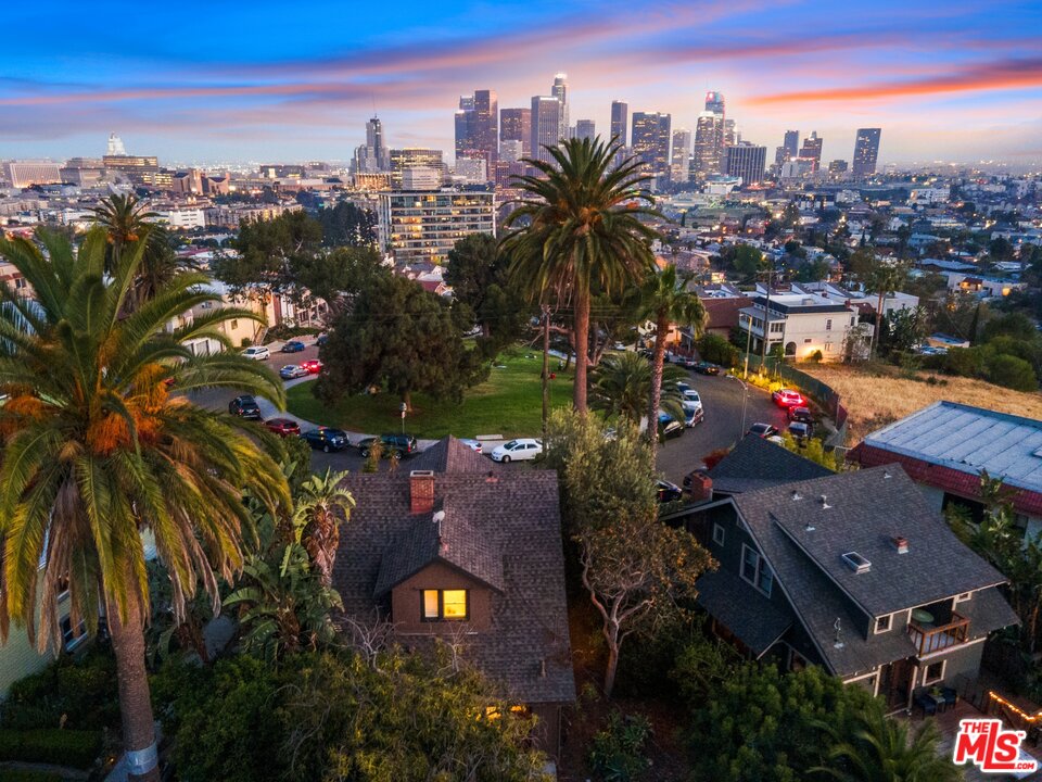 1031 Everett Street Los Angeles, CA 90026 - Photo 50 of 54