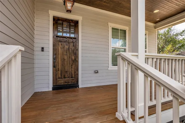 $1,100,000 | 800 Walton Street, Houston, TX 77009