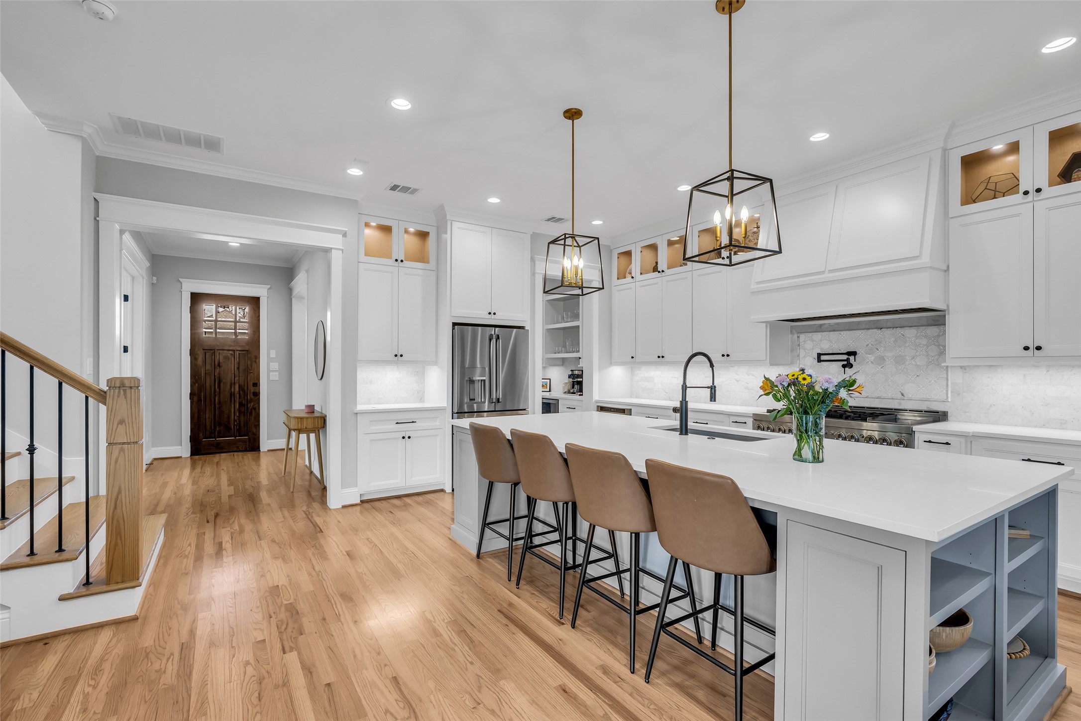 800 Walton Street Houston, TX 77009 - Photo 9 of 38 Welcome to this beautiful kitchen, featuring functional layout, ample counter space, and thoughtful details that make cooking and entertaining a pleasure.