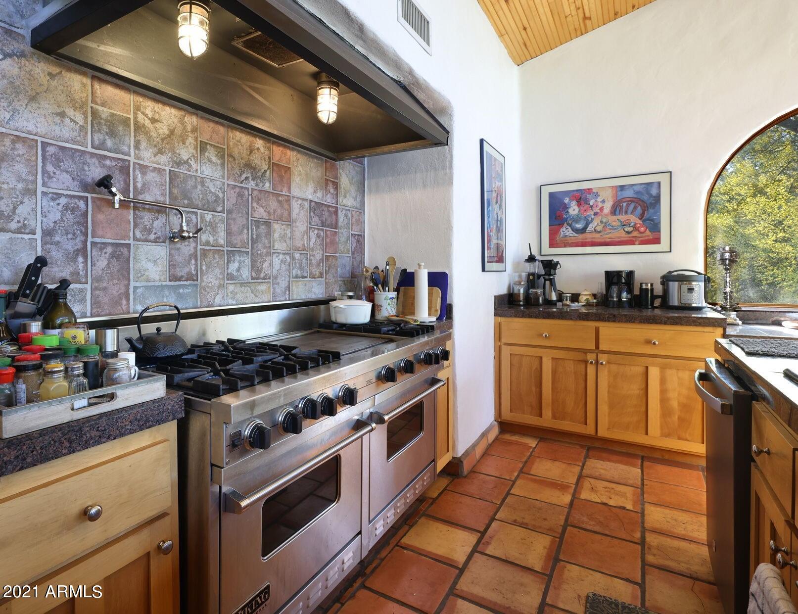 89395 East Aravaipa Road Winkelman, AZ 85192 - Photo 13 of 50 AF Kitchen 4 (2)