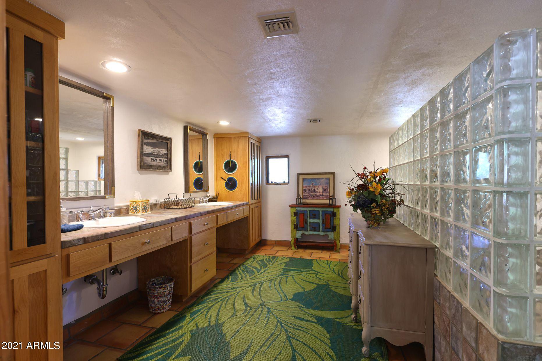 89395 East Aravaipa Road Winkelman, AZ 85192 - Photo 17 of 50 AF Master Bath