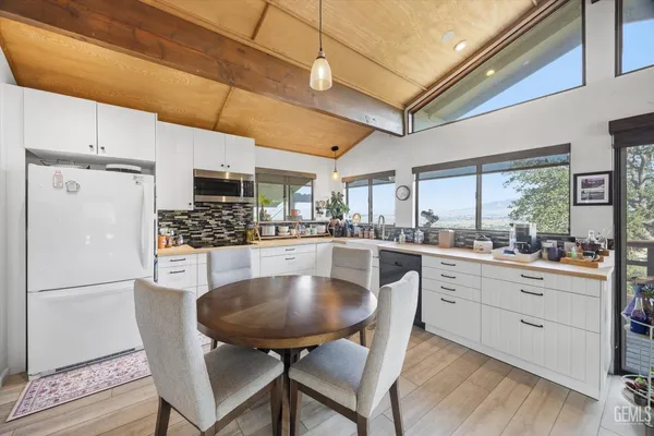 $529,950 | Undisclosed Address, Tehachapi, CA 93561