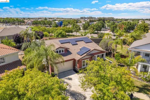 $975,000 | 2397 Boulder Street, Brentwood, CA 94513
