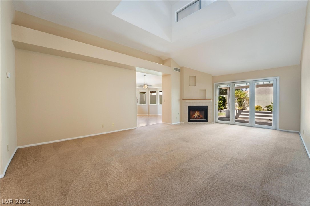 59 Reyburn Drive Henderson, NV 89074 - Photo 7 of 40 Gallery Image 7