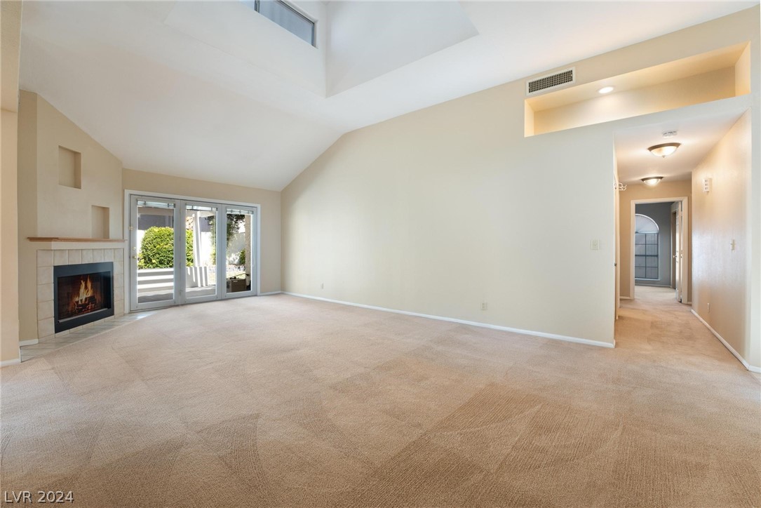 59 Reyburn Drive Henderson, NV 89074 - Photo 8 of 40 Gallery Image 8