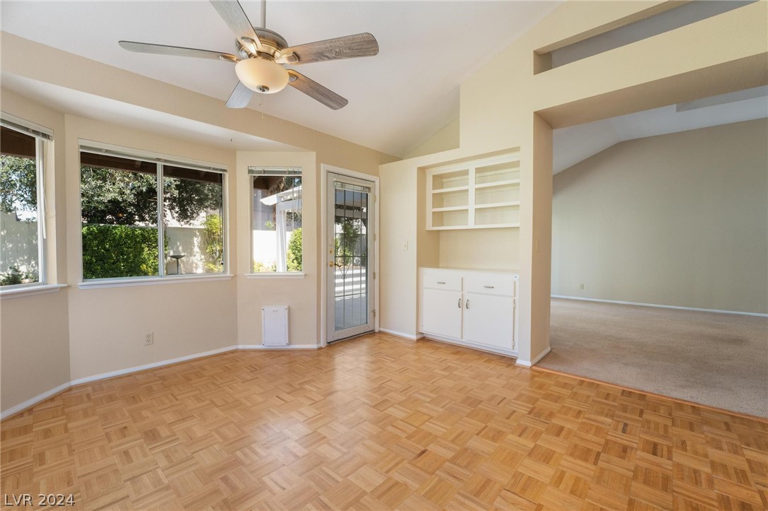 59 Reyburn Drive Henderson, NV 89074 - Photo 10 of 40 Gallery Image 10