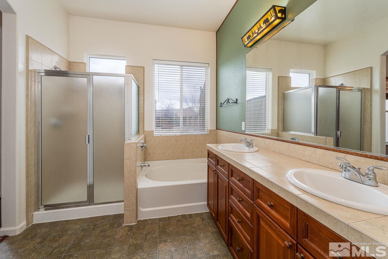 10105 Lucente Way Reno, NV 89521 - Photo 12 of 27 Photo 12