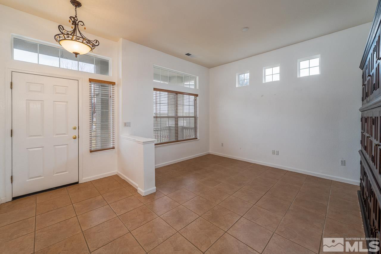 10105 Lucente Way Reno, NV 89521 - Photo 7 of 27 Photo 7